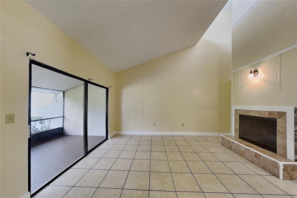 479 Prestwick Place - Photo 3