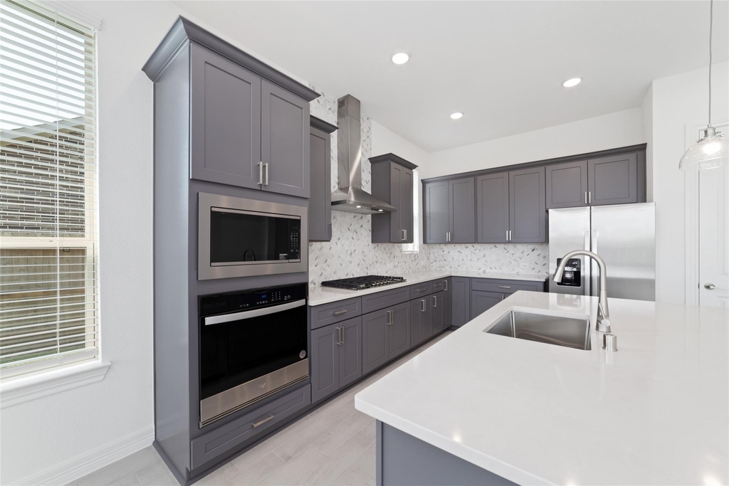 2925 Gleason Terrace Lane - Photo 8