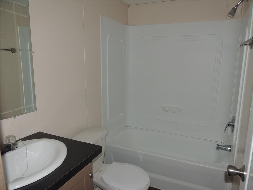 135 Geerts Street - Photo 9