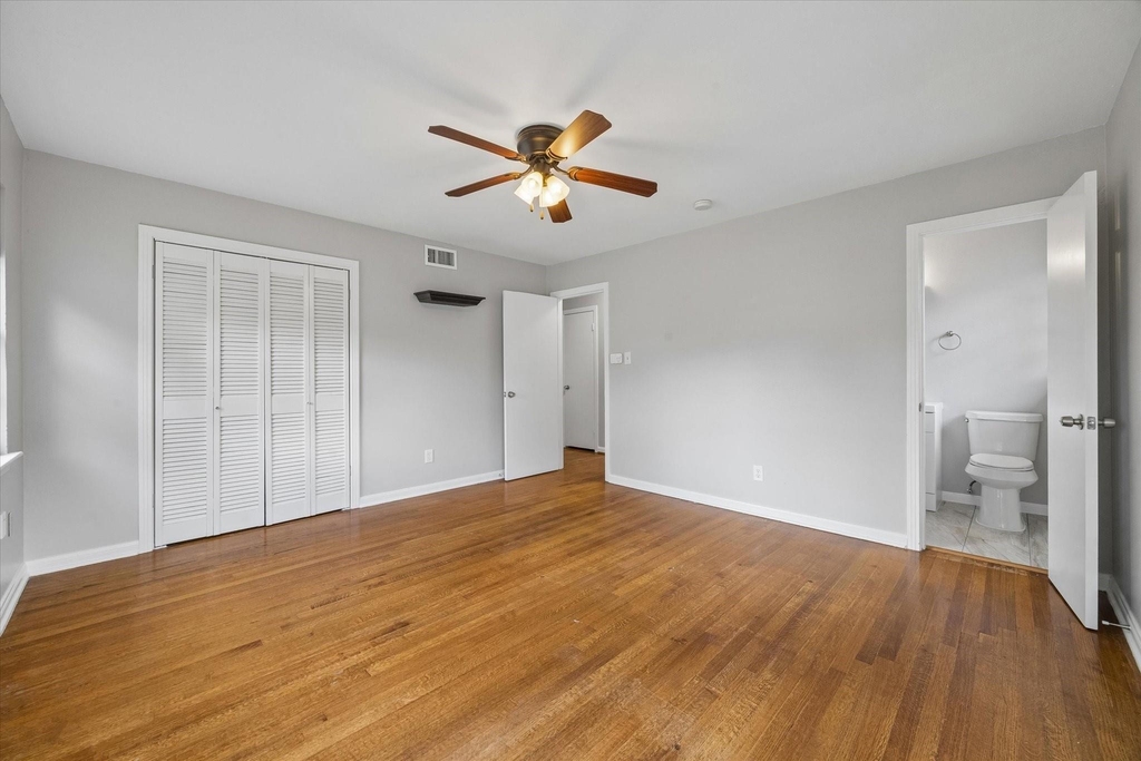 8037 Longridge Drive - Photo 15