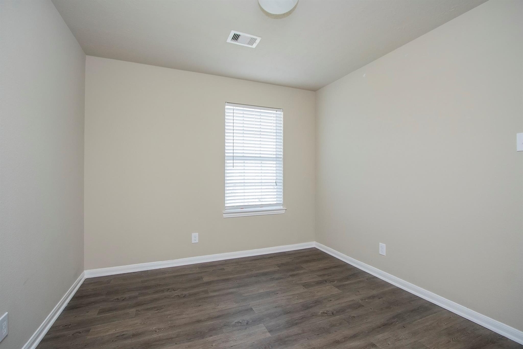 2209 Onyx Court - Photo 28