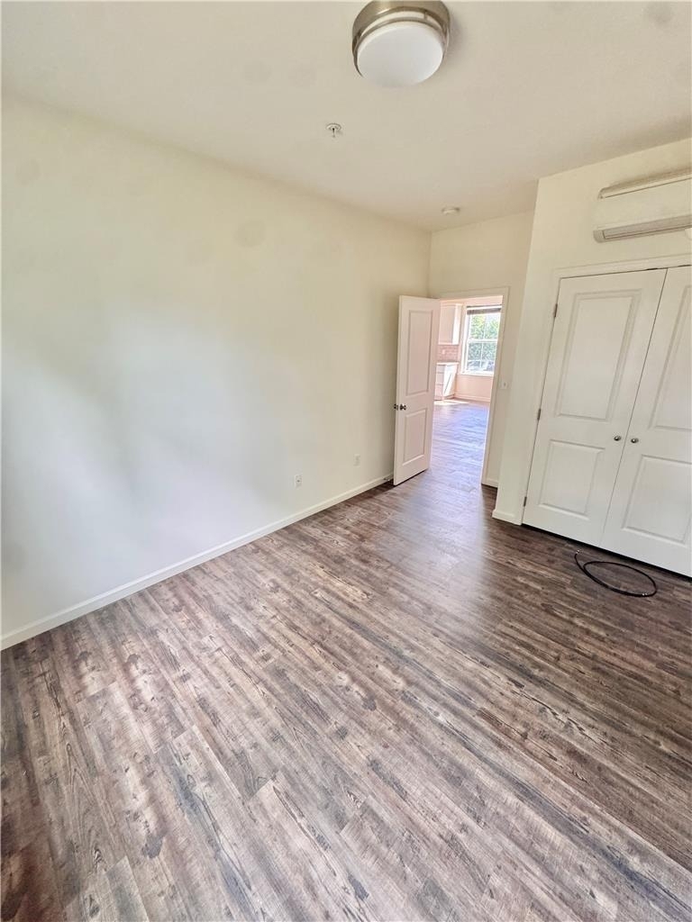 315 E Stone Alley - Photo 10