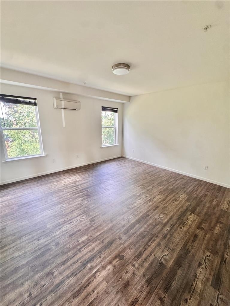 315 E Stone Alley - Photo 6