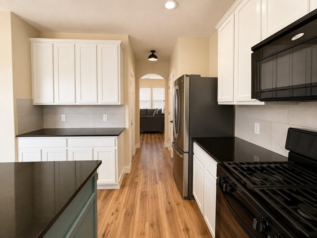 18639 Bristol Point Lane - Photo 5