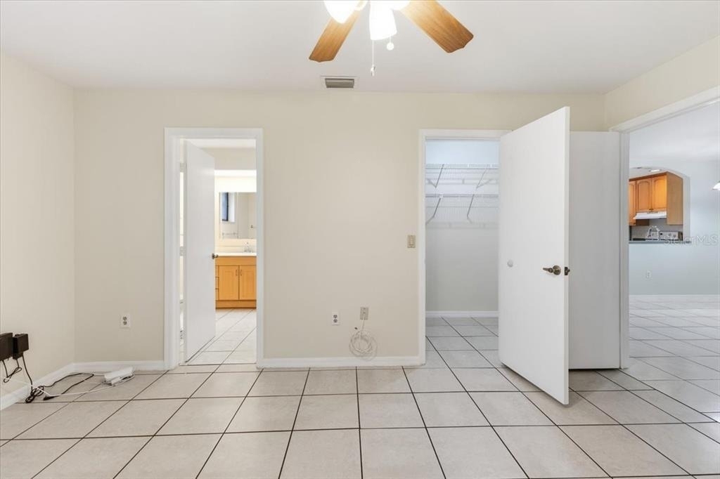 10507 Pendleton Avenue - Photo 12