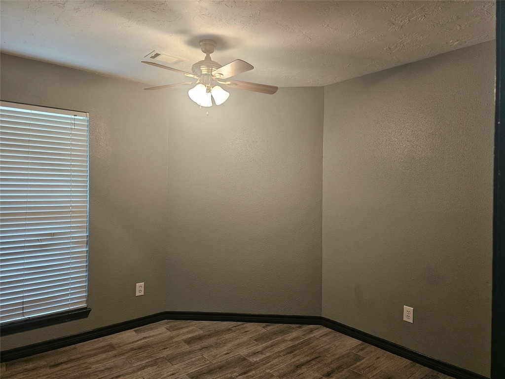 19738 Swan Valley Drive - Photo 13