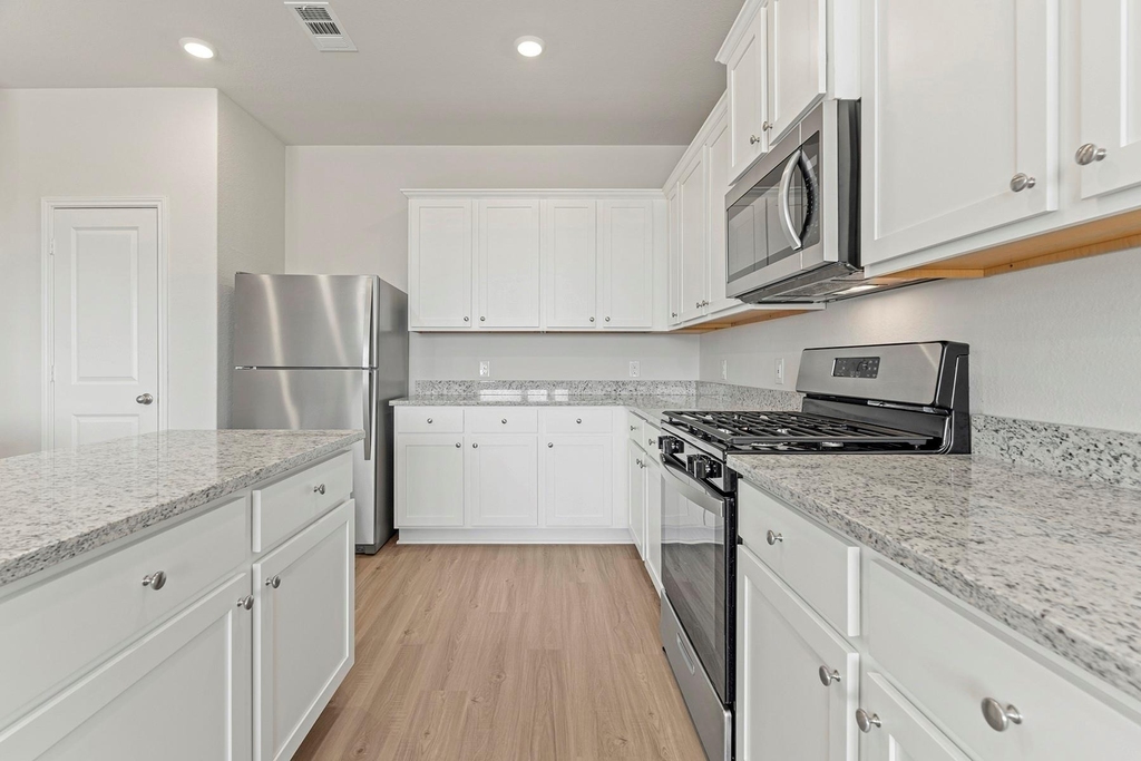 8819 New Jade Drive - Photo 3
