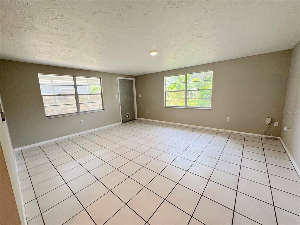 3883 Hawkeye Circle - Photo 7
