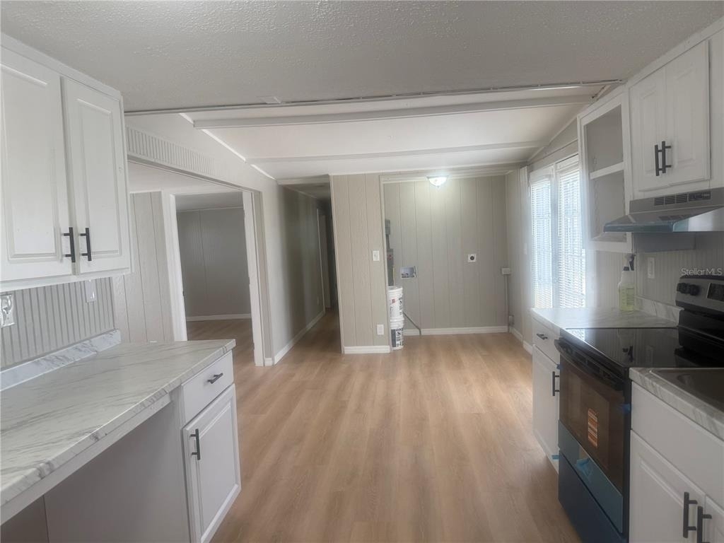 512 51st Avenue Drive W - Photo 8