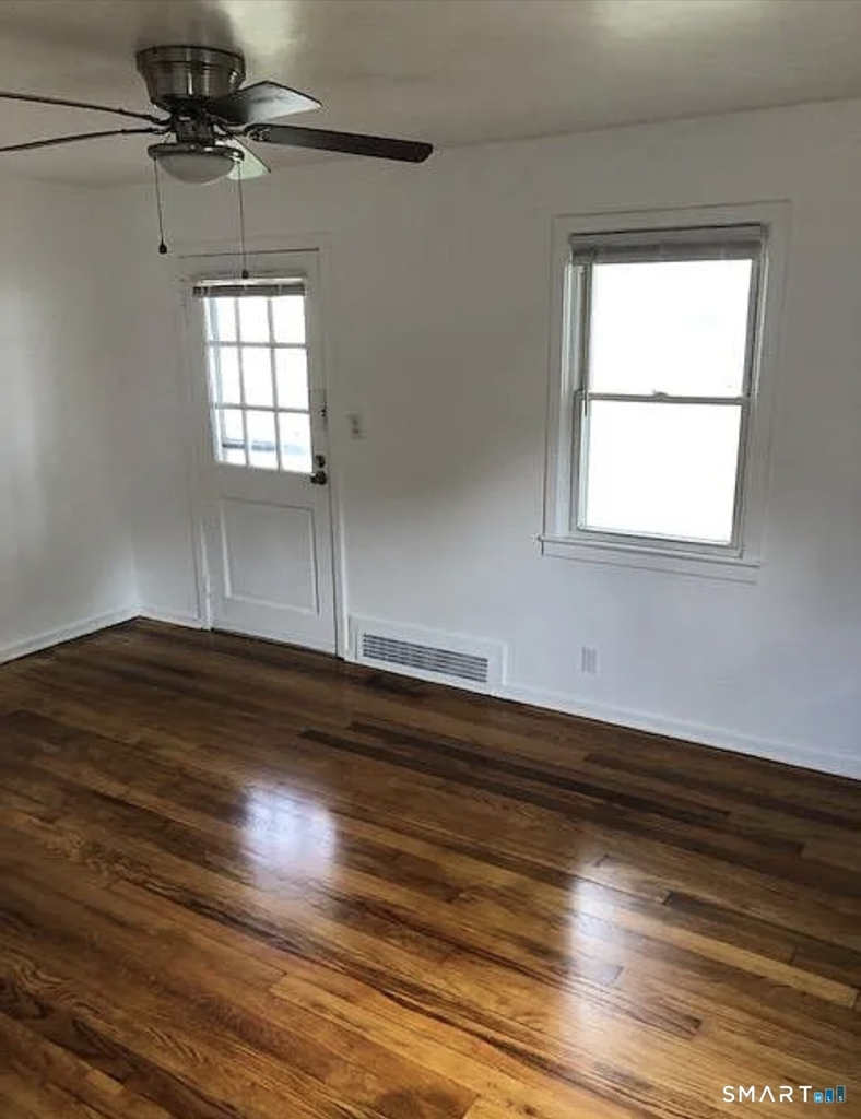 9 Hathaway Lane - Photo 6