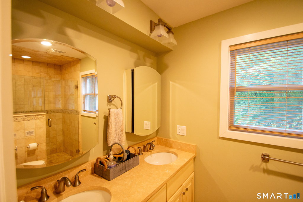 4 Chimney Point Road - Photo 19