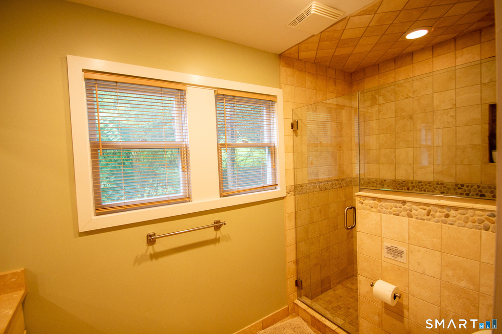 4 Chimney Point Road - Photo 18