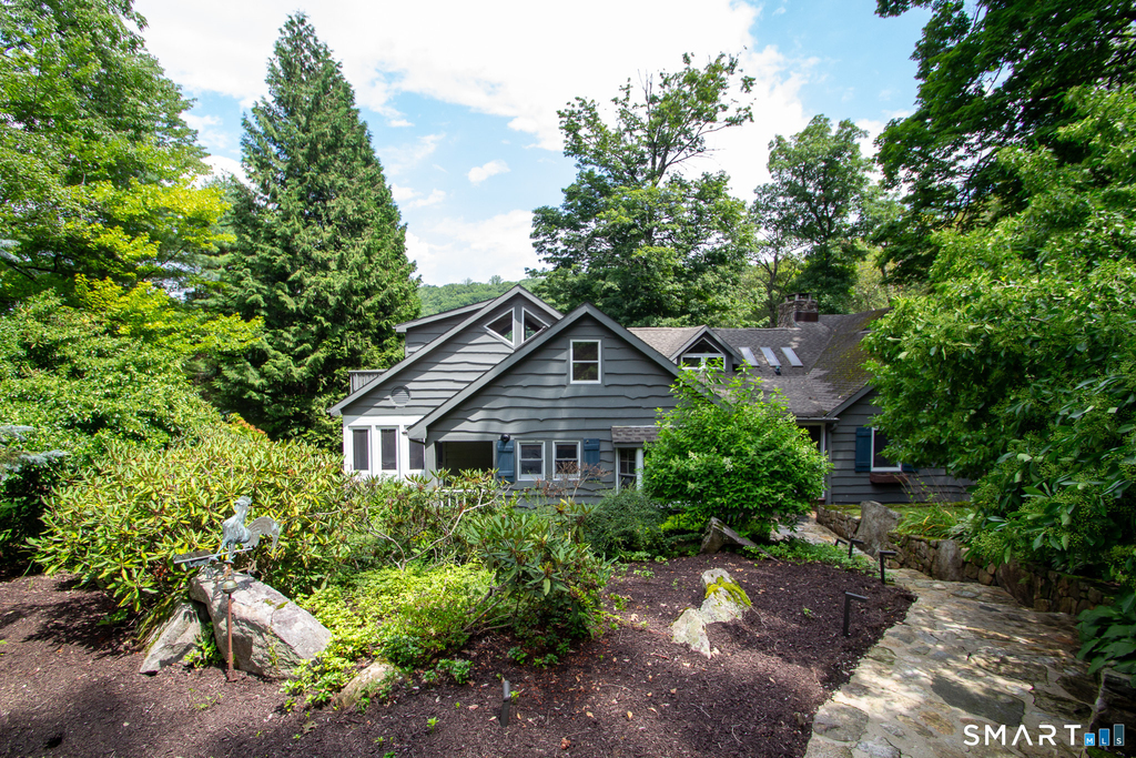 4 Chimney Point Road - Photo 0