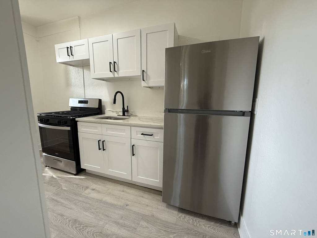44 Franklin Street - Photo 0
