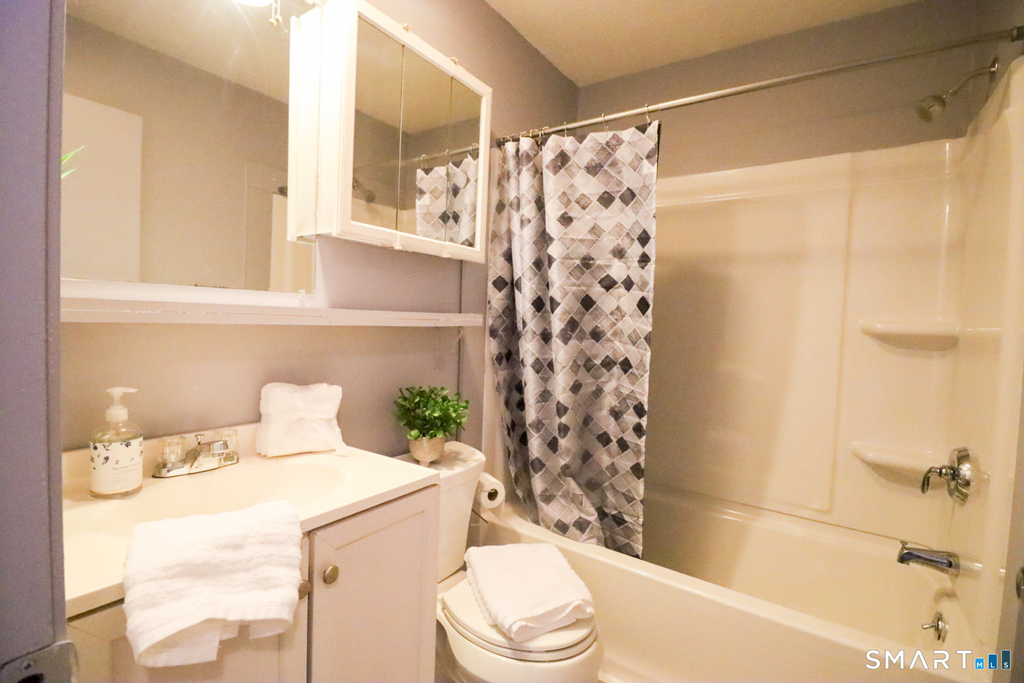76 Summer Street - Photo 4