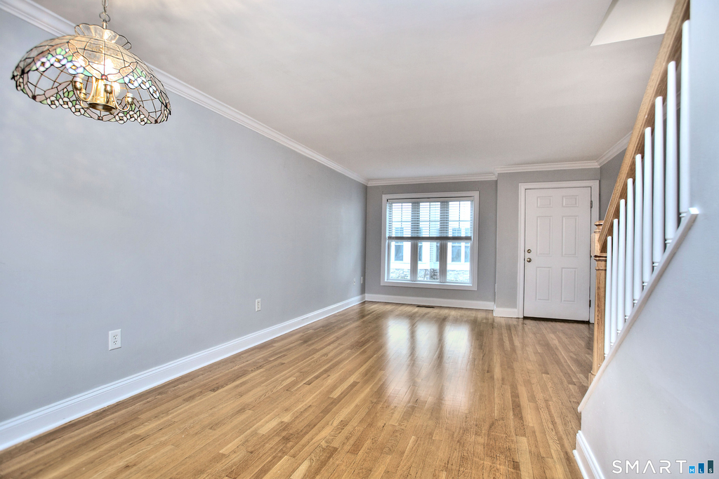 39 Maple Tree Avenue - Photo 5