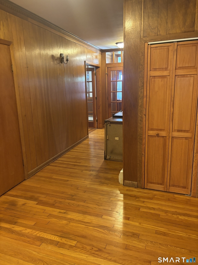 24 Broadway Street - Photo 3