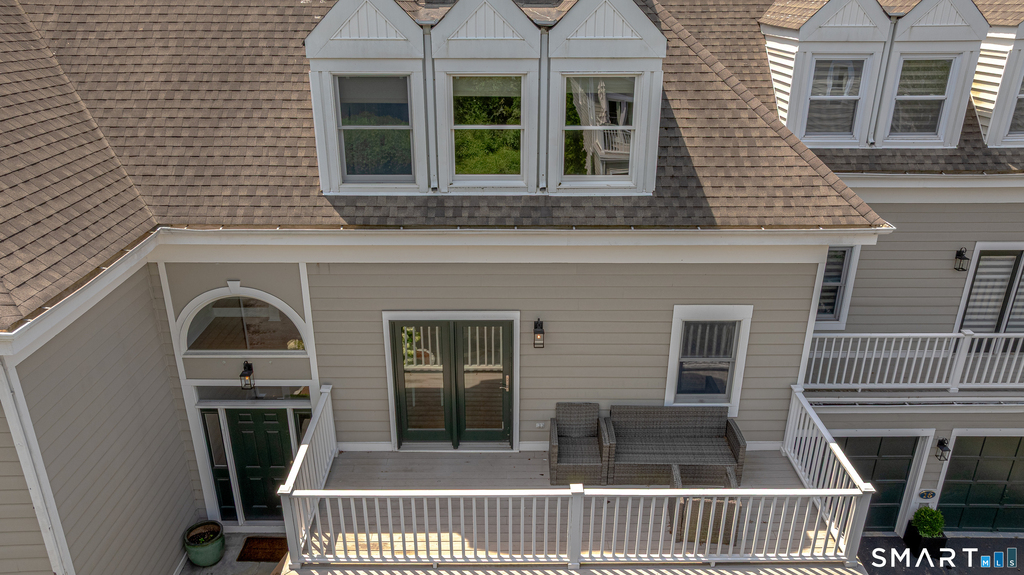 450 Center Street - Photo 2