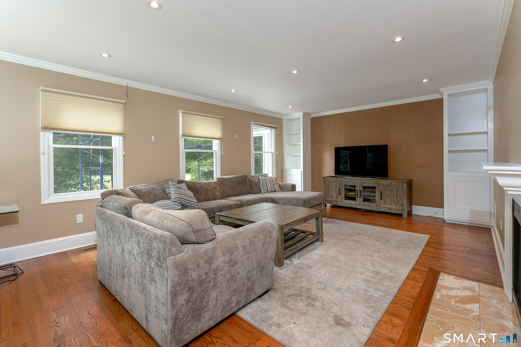 450 Center Street - Photo 14