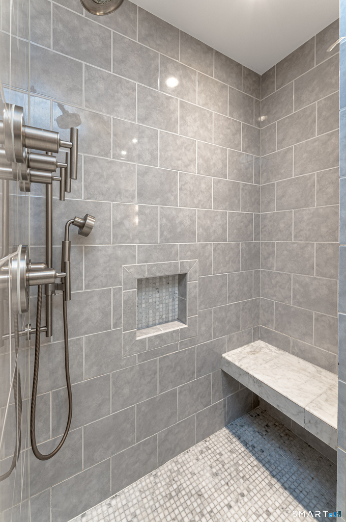 450 Center Street - Photo 27
