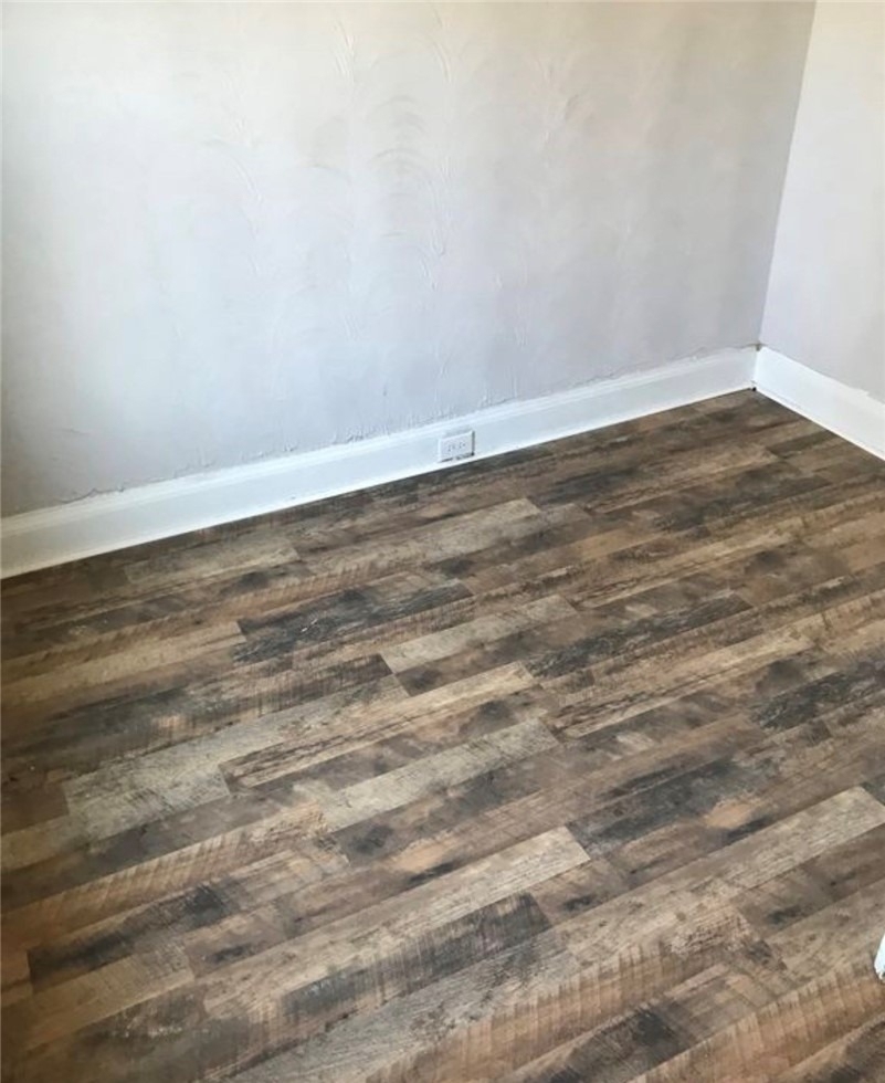596 Sherman Ave - Photo 7