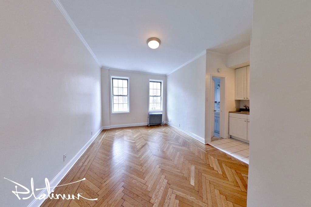 West 13th Street - Photo 0