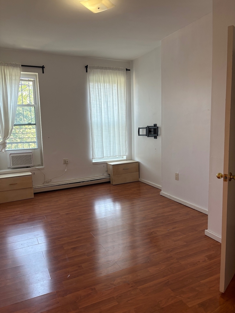 1041 Bedford Avenue - Photo 8