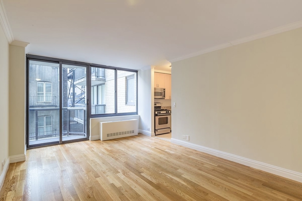 West 48th Street - Photo 0