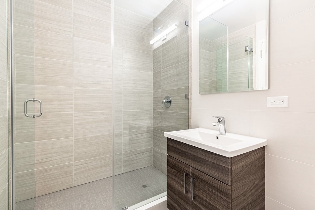 West 48th Street - Photo 3