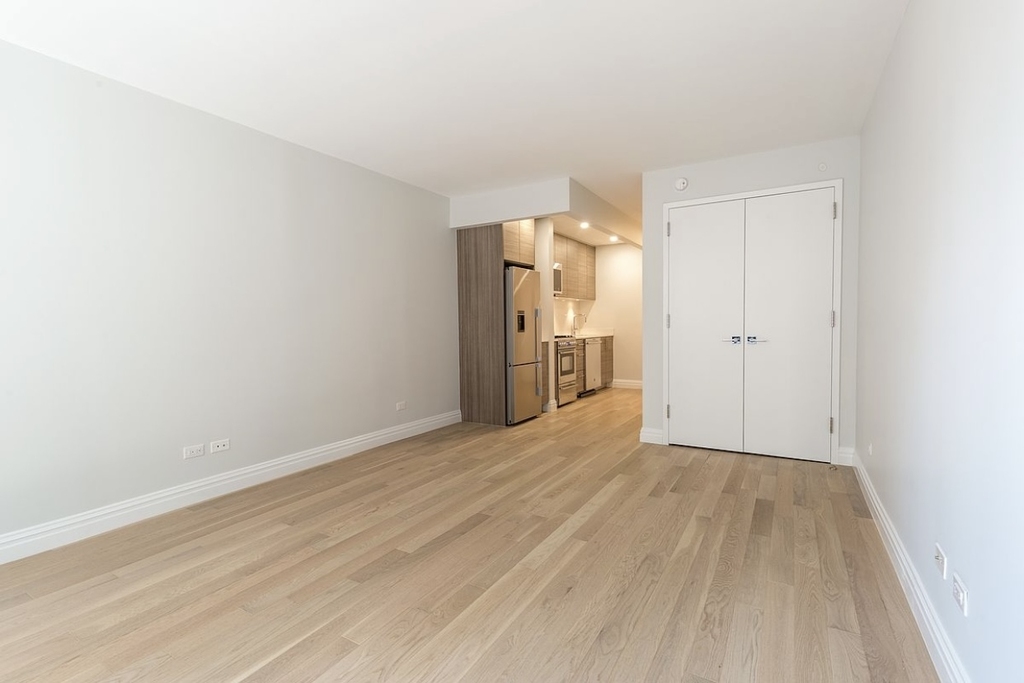 West 48th Street - Photo 1