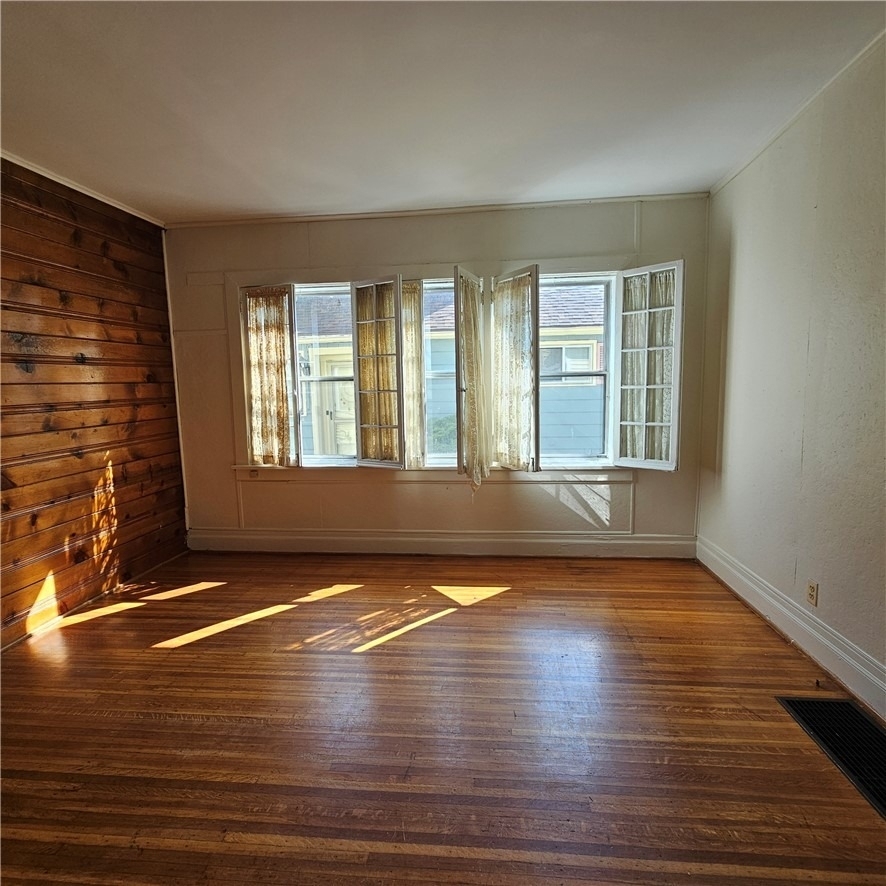 9 Rowley Street - Photo 14