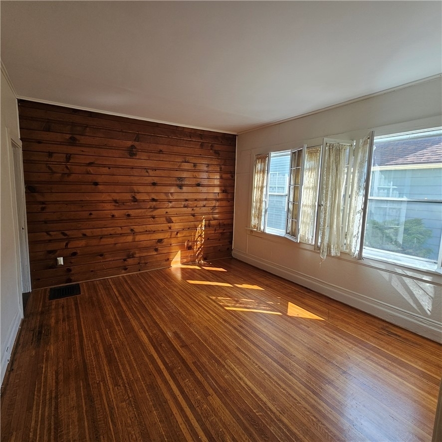 9 Rowley Street - Photo 12