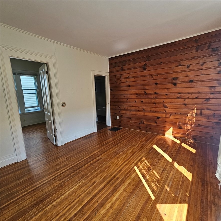 9 Rowley Street - Photo 13