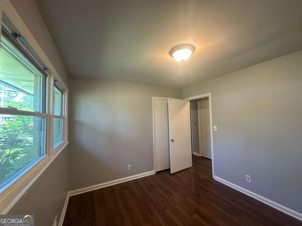 1809 Stratford Arms Drive - Photo 7