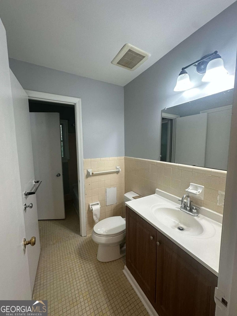 1809 Stratford Arms Drive - Photo 5