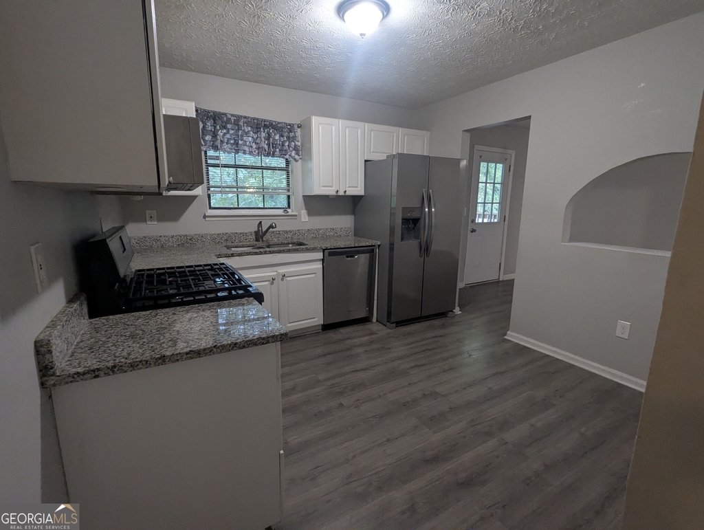 2153 Cherokee Valley Circle - Photo 3