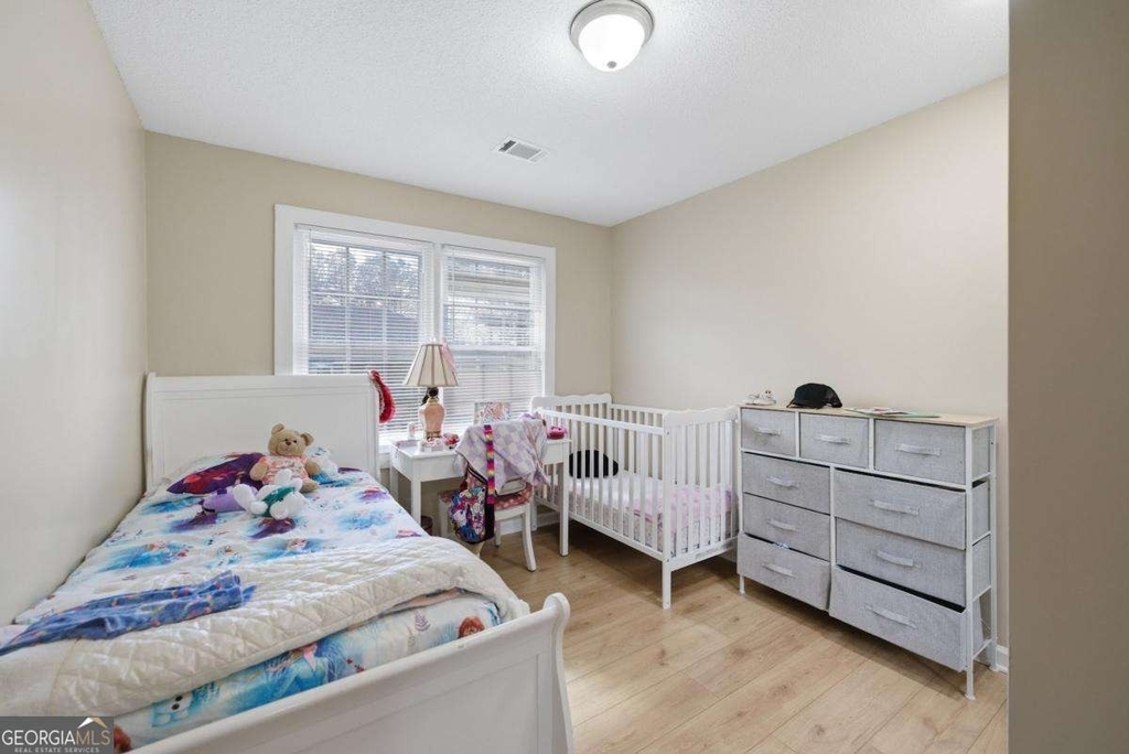 8325 Chicago Avenue - Photo 3