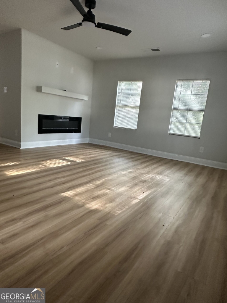 1345 Maple Street - Photo 2
