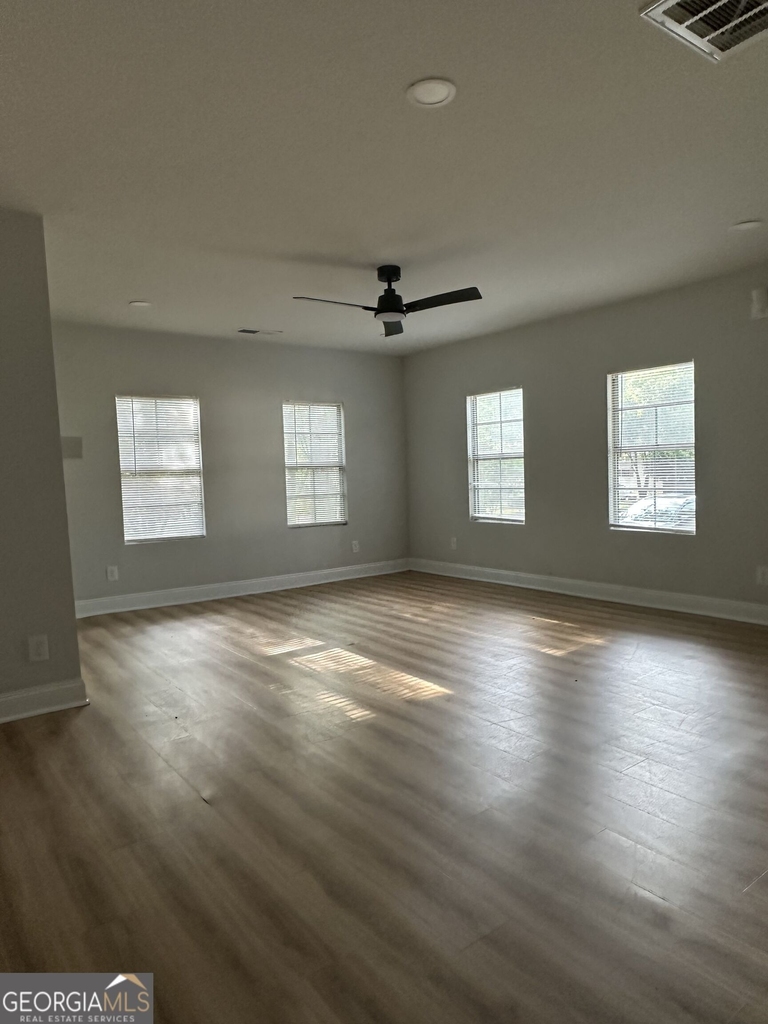 1345 Maple Street - Photo 1