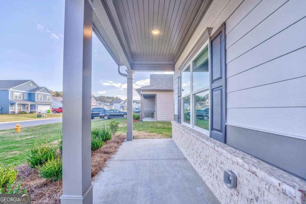 15 Bennett Way - Photo 1