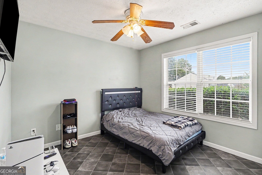 413 Erin Court - Photo 12