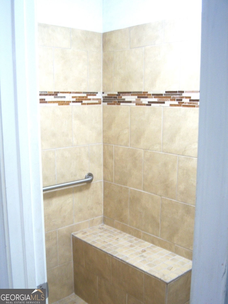 760 Coventry Township Place - Photo 17