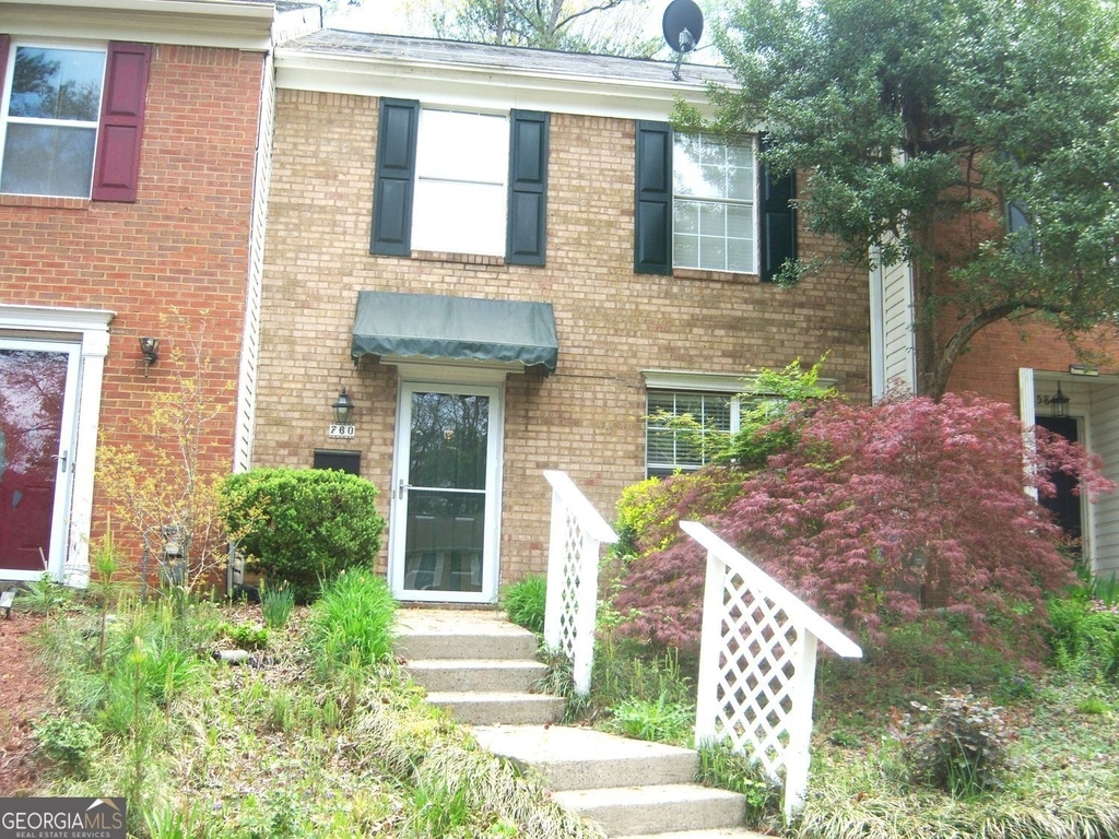 760 Coventry Township Place - Photo 0