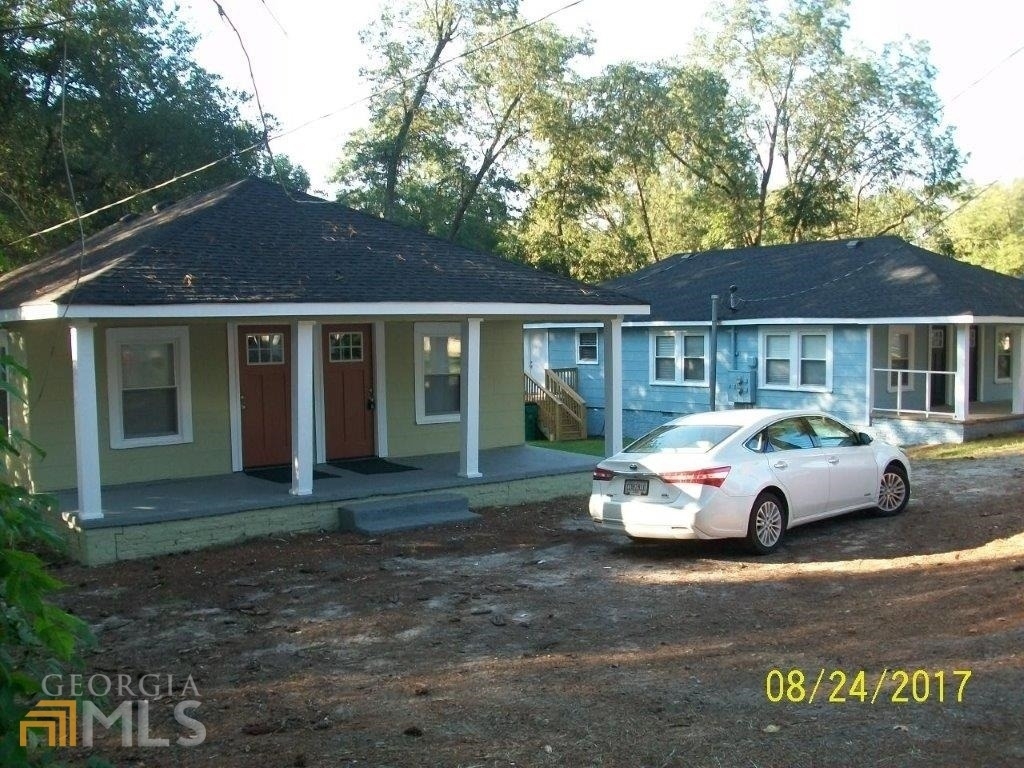 204 Georgia Avenue - Photo 0