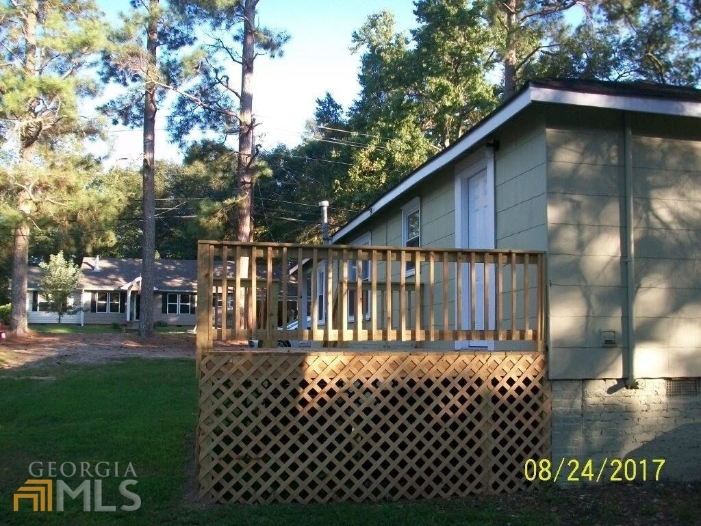 204 Georgia Avenue - Photo 4