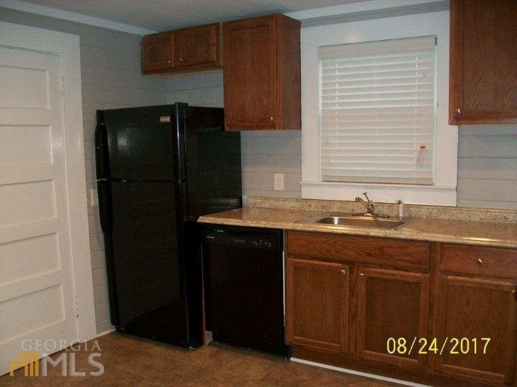 204 Georgia Avenue - Photo 13