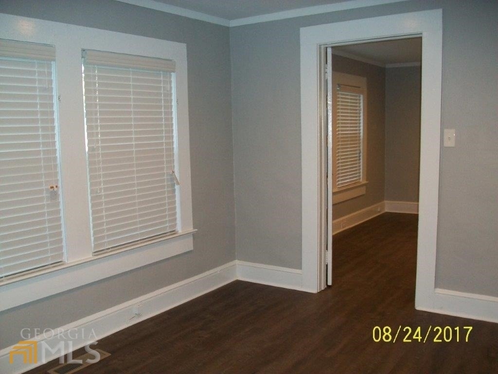 204 Georgia Avenue - Photo 8