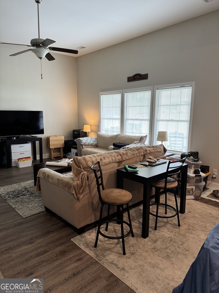 109 Old Auburn Lane - Photo 2