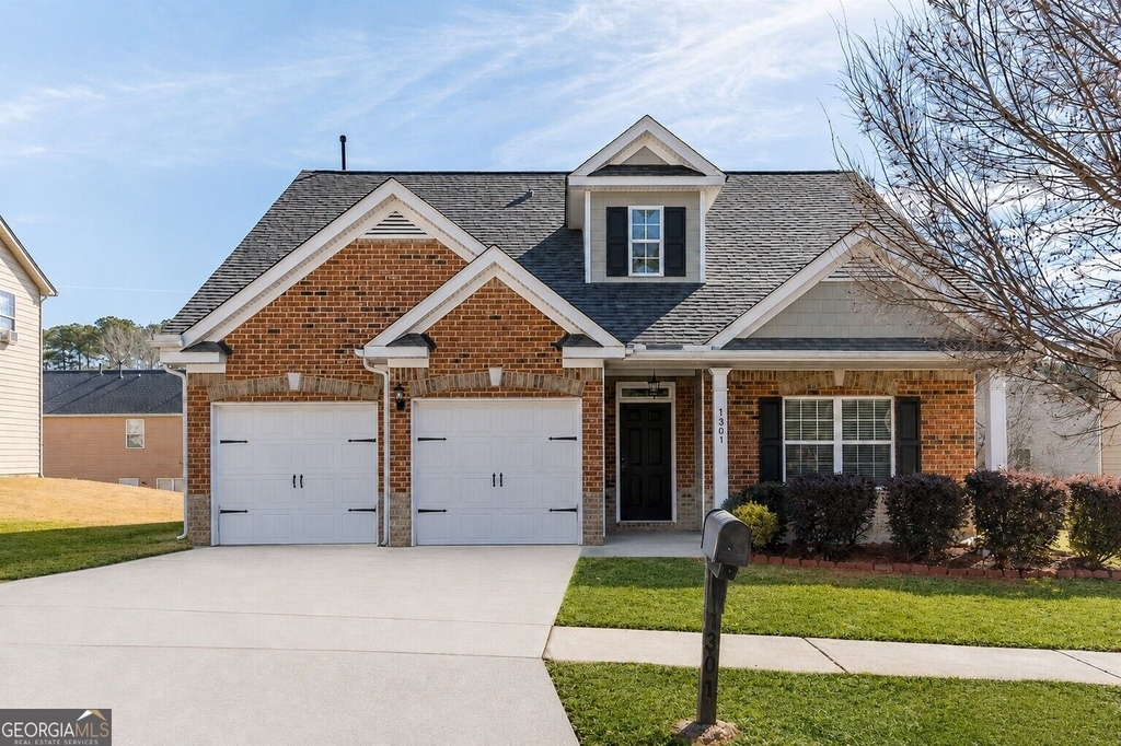 1301 Rose Terrace Circle - Photo 0