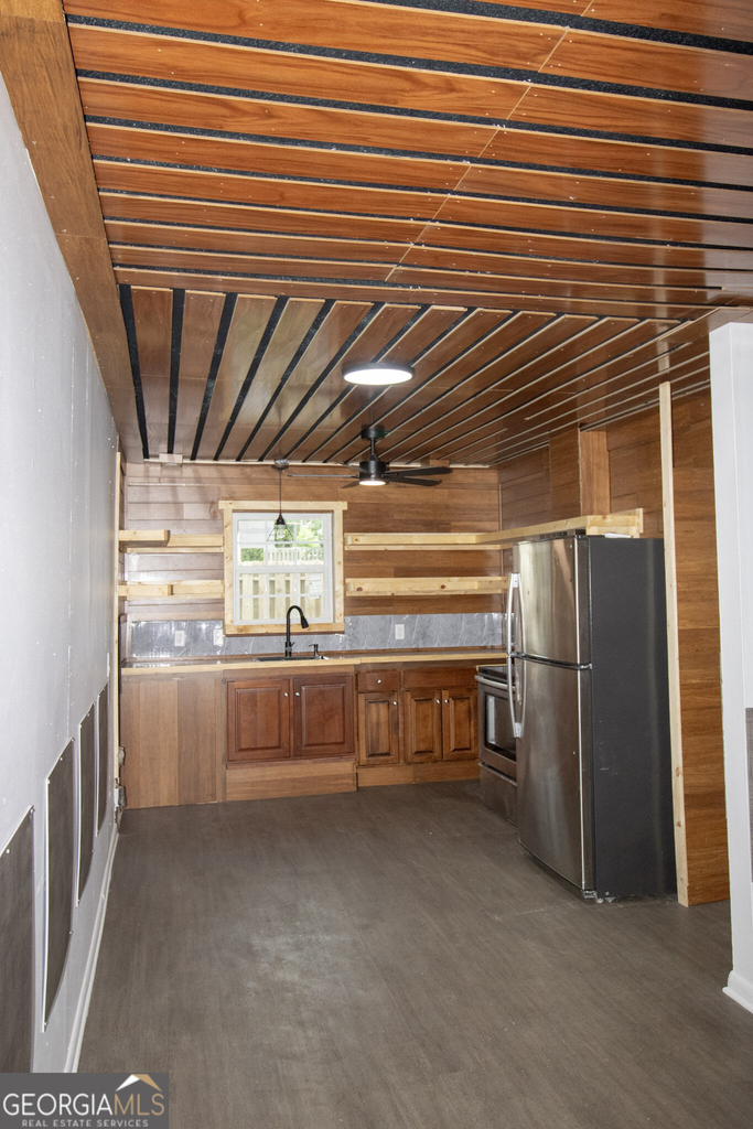 20 E Jones Avenue - Photo 3